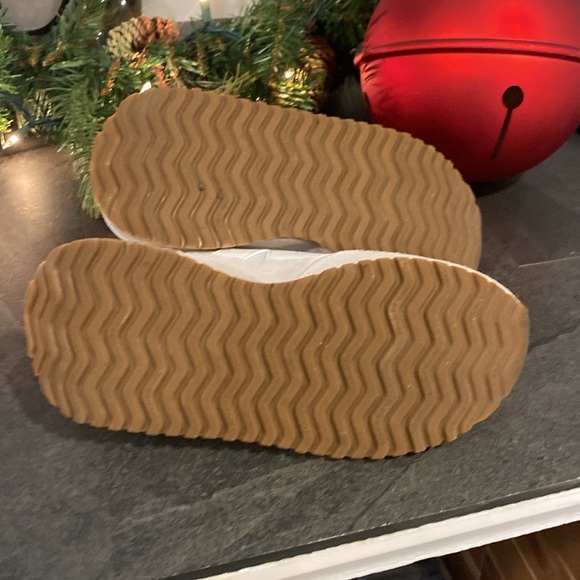 New balance 237’s - Picture 2 of 4